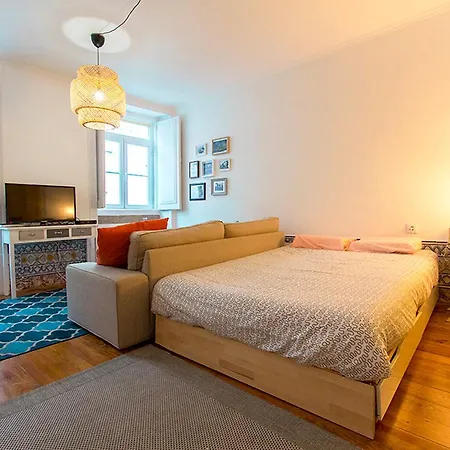 Bairro Alto Yellow By Homing Apartment Lisbon