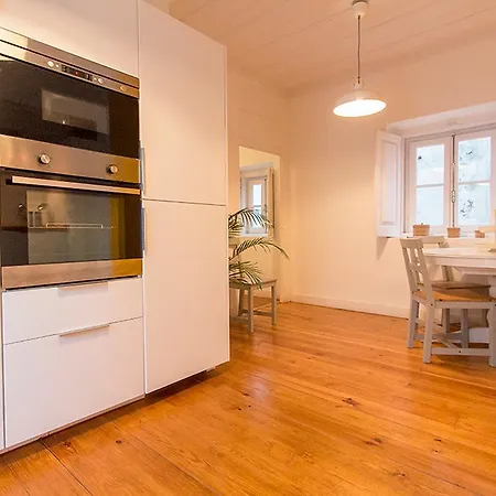 Apartment Bairro Alto Yellow By Homing Lisbon