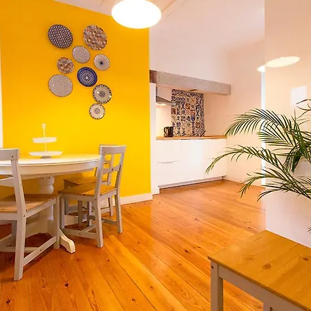 Bairro Alto Yellow By Homing * ליסבון