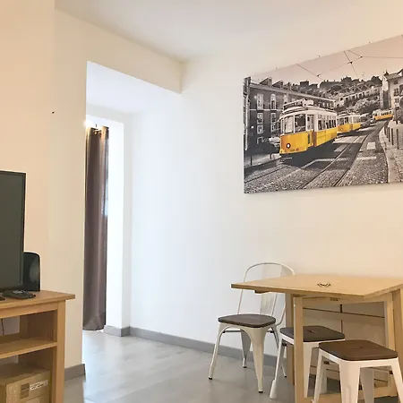 Bairro Alto Yellow By Homing 아파트 리스본
