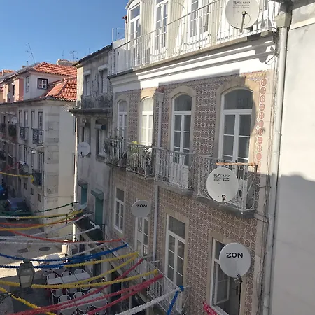 Bairro Alto Yellow By Homing * ליסבון